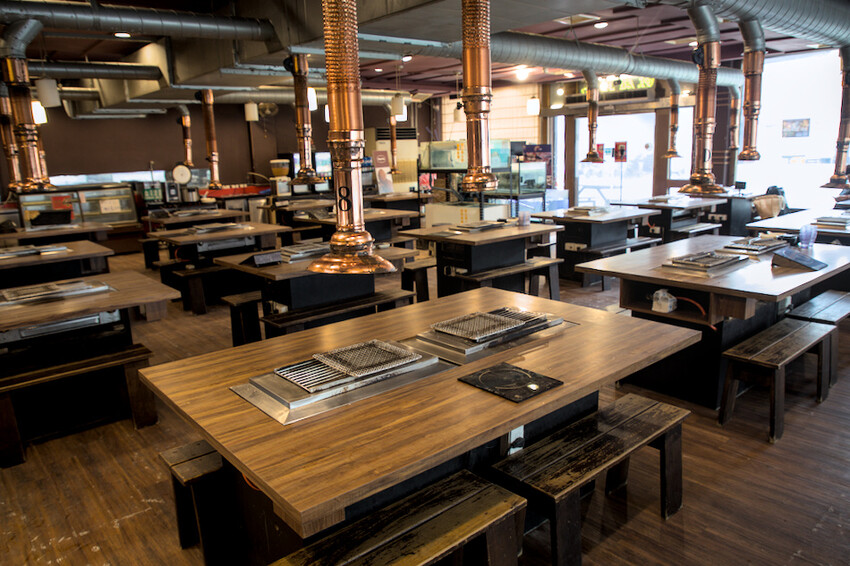 高雄燒肉吃到飽！野饌燒肉楠梓店，現撈活泰國蝦 頂級和牛吃到飽。