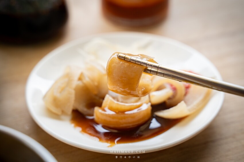 台北遼寧夜市美食！蓮德意麵必吃羊肉羹魷魚羹，捷運南京復興站美食推薦。