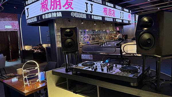 IMG_3533.jpg IMG_3533.jpg