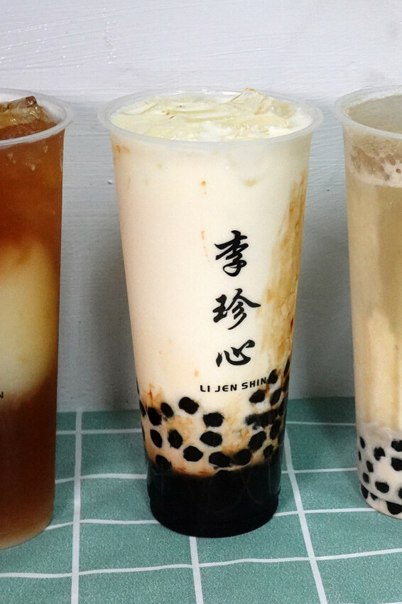 彰化縣鹿港鎮喝一口就懂為何說李珍心綠豆沙專門店是鹿港第一名，減糖、無添加李珍心綠豆沙根本是飲料界奇蹟