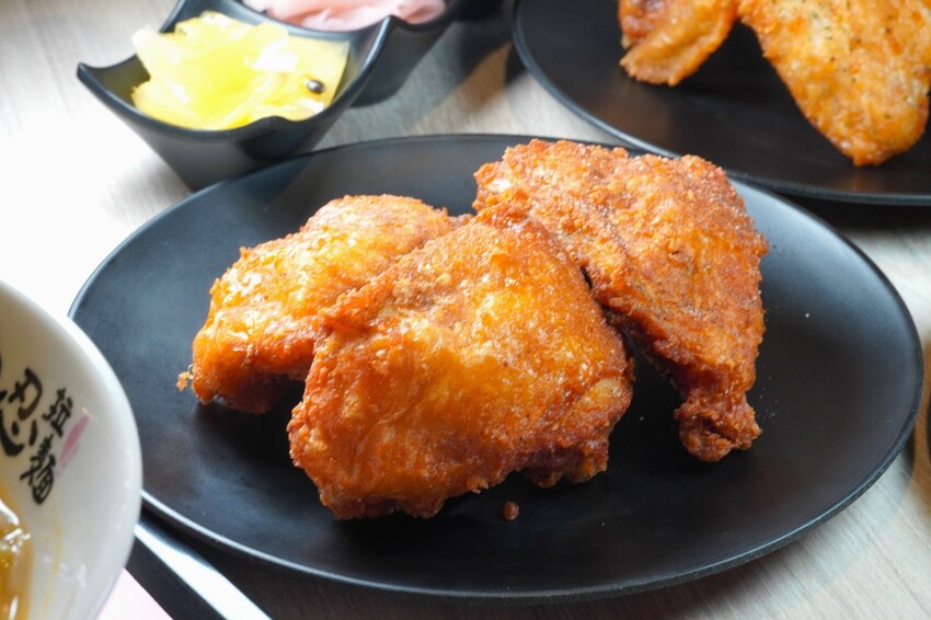 89元銅板價大胃王天堂!台中腩忍拉麵插旗愛買復興店 自助吧無