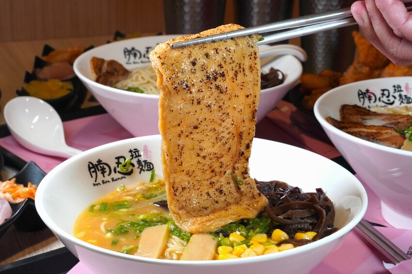 89元銅板價大胃王天堂!台中腩忍拉麵插旗愛買復興店 自助吧無