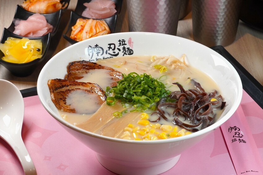 89元銅板價大胃王天堂!台中腩忍拉麵插旗愛買復興店 自助吧無
