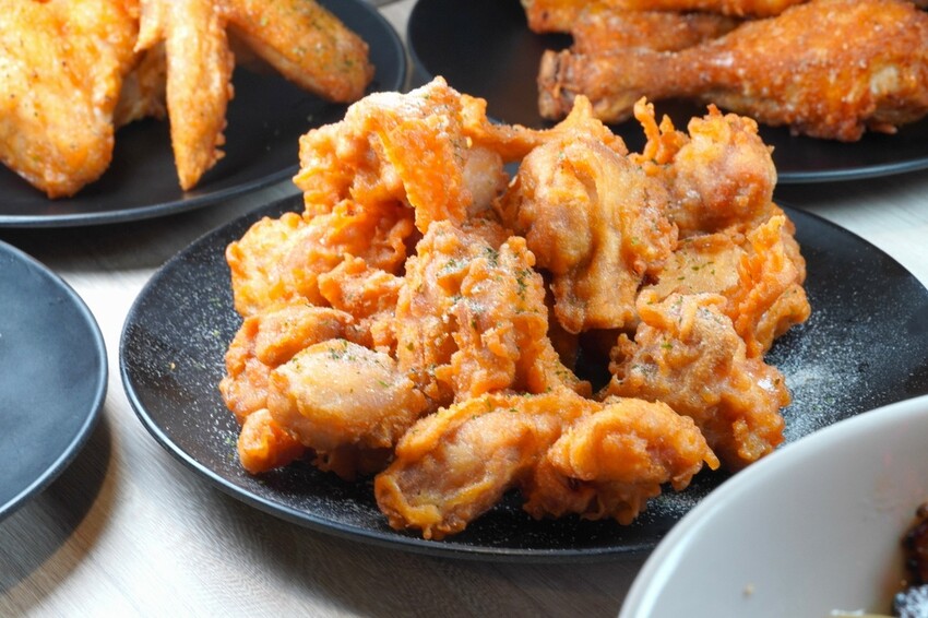 89元銅板價大胃王天堂!台中腩忍拉麵插旗愛買復興店 自助吧無