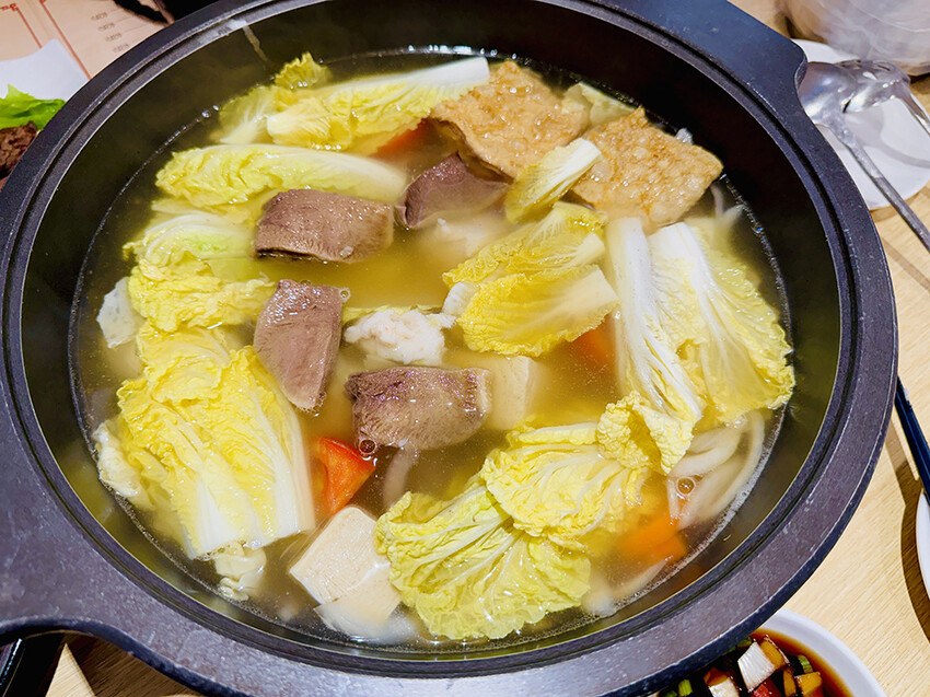 [台北-大同] 牛亭 台南溫體牛火鍋 每日直送台南溫體牛，新