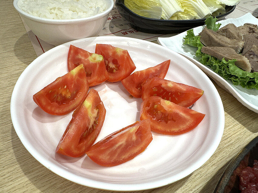 [台北-大同] 牛亭 台南溫體牛火鍋 每日直送台南溫體牛，新