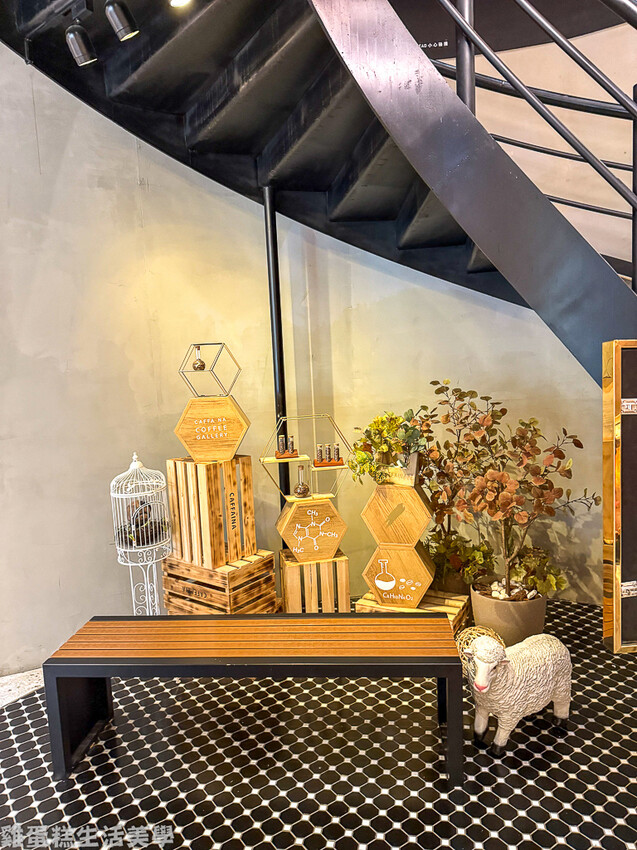 【台南食記】卡啡那(市府館) - 【台南食記】卡啡那(市府館) -