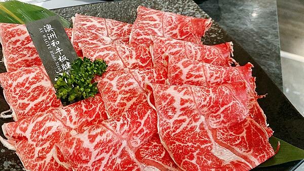 台北火鍋吃到飽推薦【武鶴和牛火鍋】吉林總店│鱈場蟹腳吃到飽、指定套餐送波士頓龍蝦、A5和牛老饕肉吃到飽│行天宮周邊美食-40.jpg 台北火鍋吃到飽推薦【武鶴和牛火鍋】吉林總店│鱈場蟹腳吃到飽、指定套餐送波士頓龍蝦、A5和牛老饕肉吃到飽│行天宮周邊美食-40.jpg