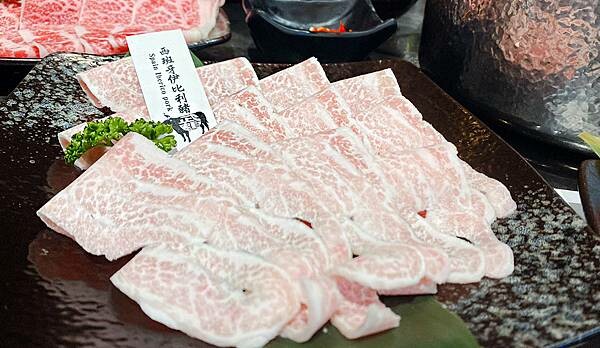 台北火鍋吃到飽推薦【武鶴和牛火鍋】吉林總店│鱈場蟹腳吃到飽、指定套餐送波士頓龍蝦、A5和牛老饕肉吃到飽│行天宮周邊美食-42.jpg 台北火鍋吃到飽推薦【武鶴和牛火鍋】吉林總店│鱈場蟹腳吃到飽、指定套餐送波士頓龍蝦、A5和牛老饕肉吃到飽│行天宮周邊美食-42.jpg