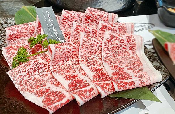 台北火鍋吃到飽推薦【武鶴和牛火鍋】吉林總店│鱈場蟹腳吃到飽、指定套餐送波士頓龍蝦、A5和牛老饕肉吃到飽│行天宮周邊美食-39.jpg 台北火鍋吃到飽推薦【武鶴和牛火鍋】吉林總店│鱈場蟹腳吃到飽、指定套餐送波士頓龍蝦、A5和牛老饕肉吃到飽│行天宮周邊美食-39.jpg