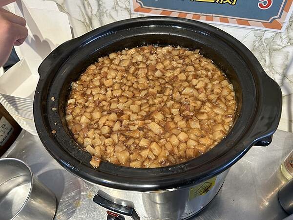 台南佳里必訪名店津旺牛肉湯，肉燥飯免費吃到飽，CP值超高