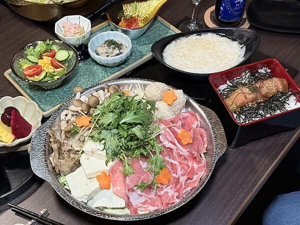 中山站火鍋推薦！ 鍋物幸ちゃん必吃和牛牛腸鍋，相撲鍋不容錯過。