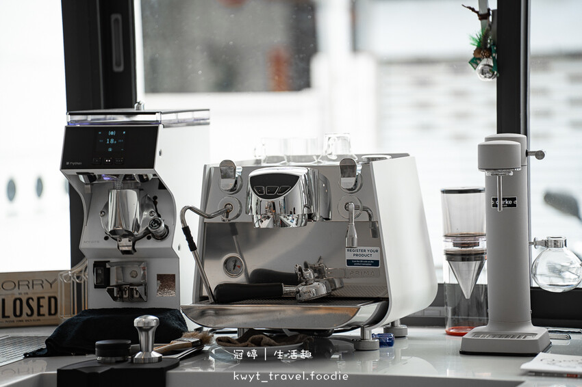 台東民宿推薦_MARGIN coffee & apt，靜巷中純白簡約美宿，台東旅程加入滿滿放鬆與職人咖啡儀式感，台東咖啡廳推薦 – 冠婷生活趣
