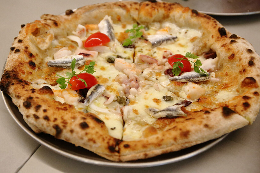 台北中山必吃美食+1！批薩謎勒Pizza超級無敵霹靂好吃！全