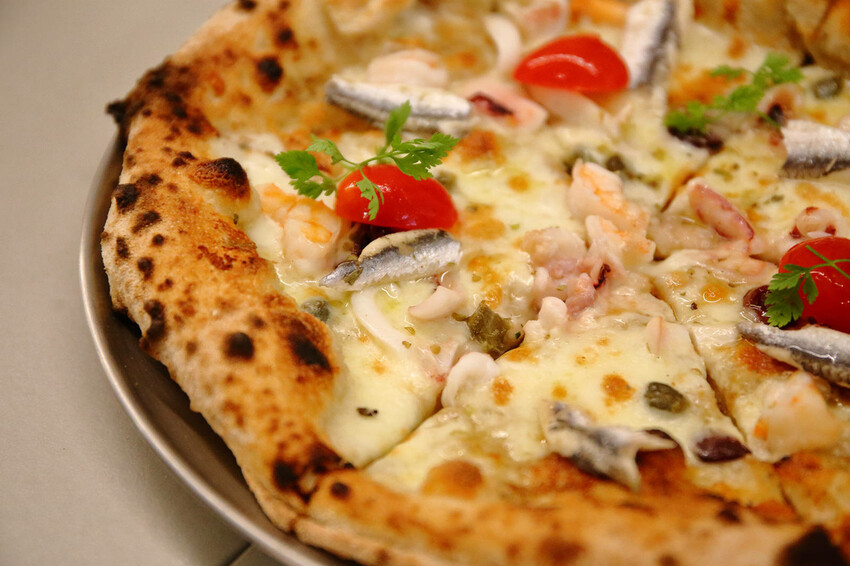 台北中山必吃美食+1！批薩謎勒Pizza超級無敵霹靂好吃！全