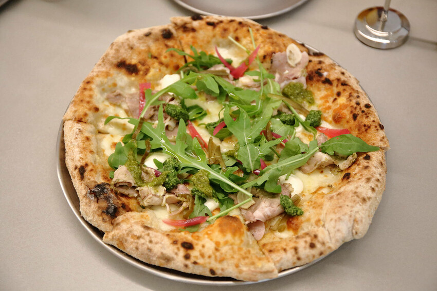 台北中山必吃美食+1！批薩謎勒Pizza超級無敵霹靂好吃！全