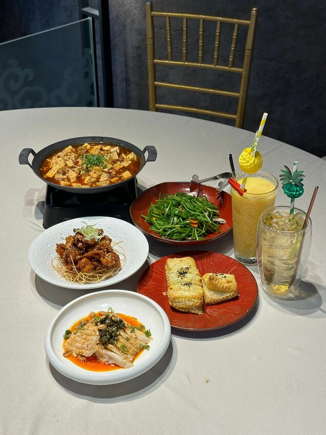 桃園市蘆竹區桃園市蘆竹區【桃園蘆竹美食推薦】《川門子時尚餐廳》港式百匯吃到飽、夢幻用餐空間、婚禮宴客新選擇！