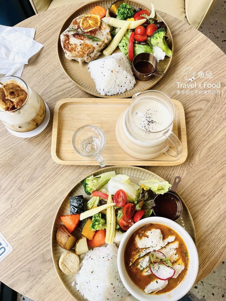 桃園不限時早午餐推薦Real Cafe'-中路特區-聚會-包廂-場地租借 桃園不限時早午餐推薦Real Cafe'-中路特區-聚會-包廂-場地租借