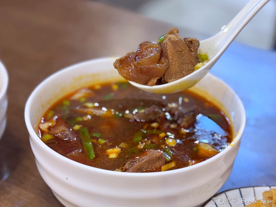 宜蘭羅東牛肉麵!吾春牛肉麵經典紅燒、清燉牛肉麵,在地人推薦必吃清單。