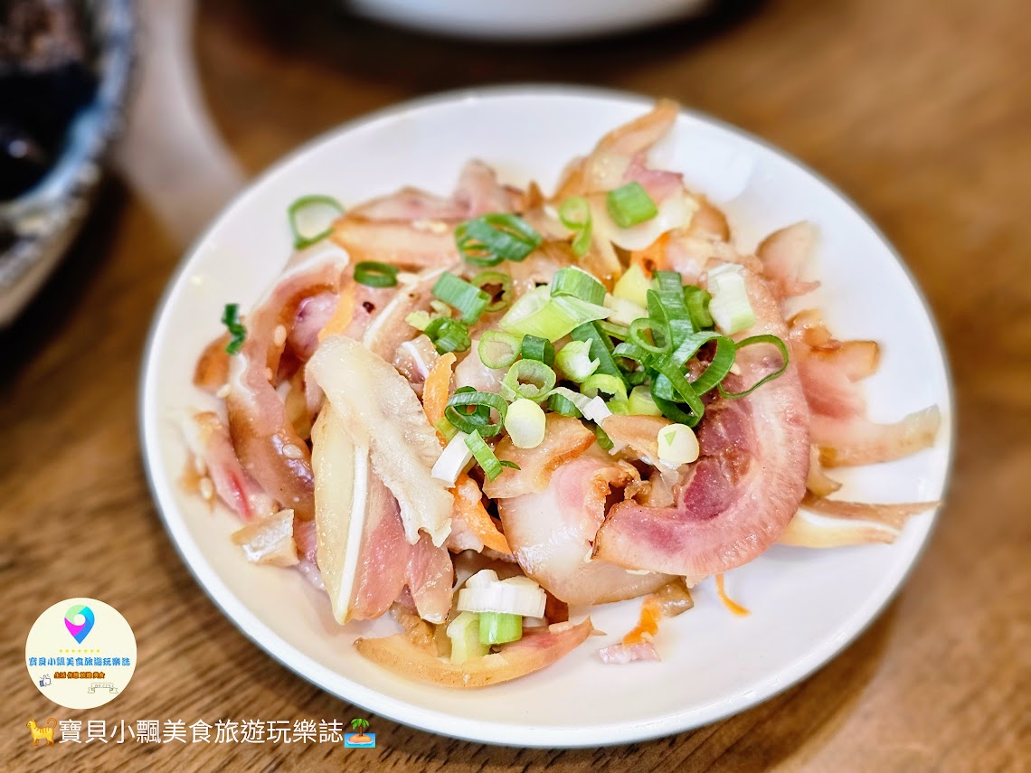 宜蘭羅東吾春牛肉麵，在地人激推，冰糖滷味配免費紅茶超值