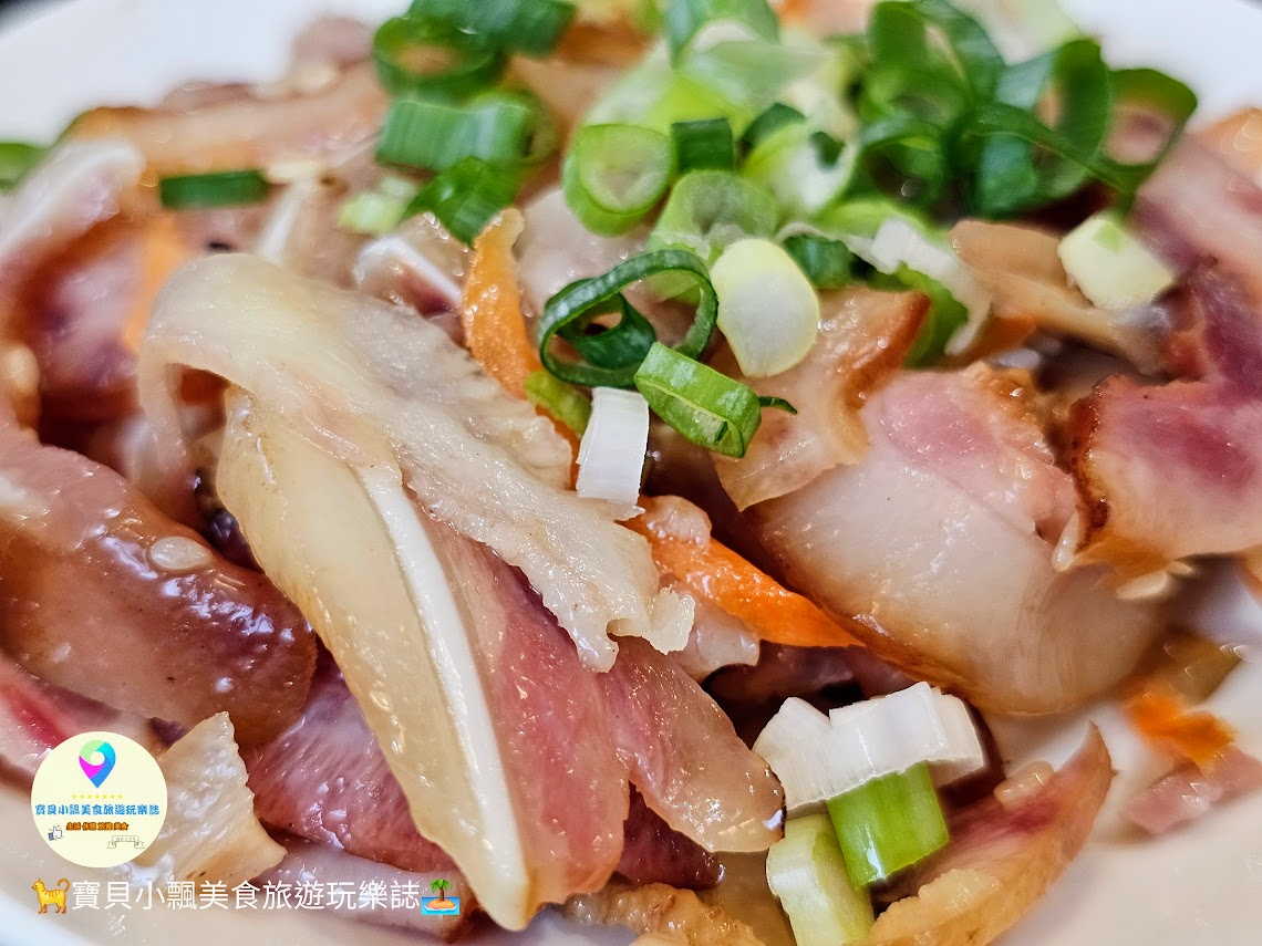 宜蘭羅東吾春牛肉麵，在地人激推，冰糖滷味配免費紅茶超值