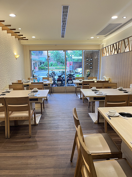 【基隆美食】海鮮新鮮澎湃份量多|高CP值鍋物|和牛海鮮鍋必點 【基隆美食】海鮮新鮮澎湃份量多|高CP值鍋物|和牛海鮮鍋必點