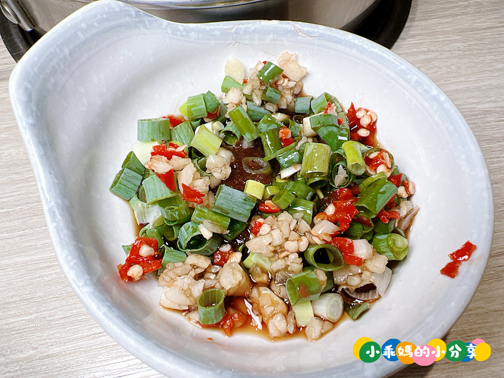 基隆火鍋推薦【罌粟花精緻鍋物】個人鍋也能這麼精緻?! 在地20年老字號,套餐式單人火鍋、湯頭多樣、飲品甜點超驚豔! – 小乖媽的小分享