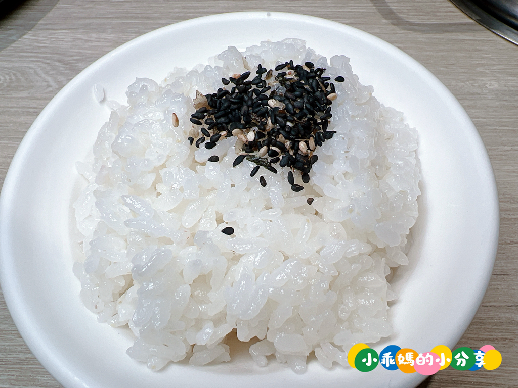 基隆火鍋推薦【罌粟花精緻鍋物】個人鍋也能這麼精緻?! 在地20年老字號,套餐式單人火鍋、湯頭多樣、飲品甜點超驚豔! – 小乖媽的小分享