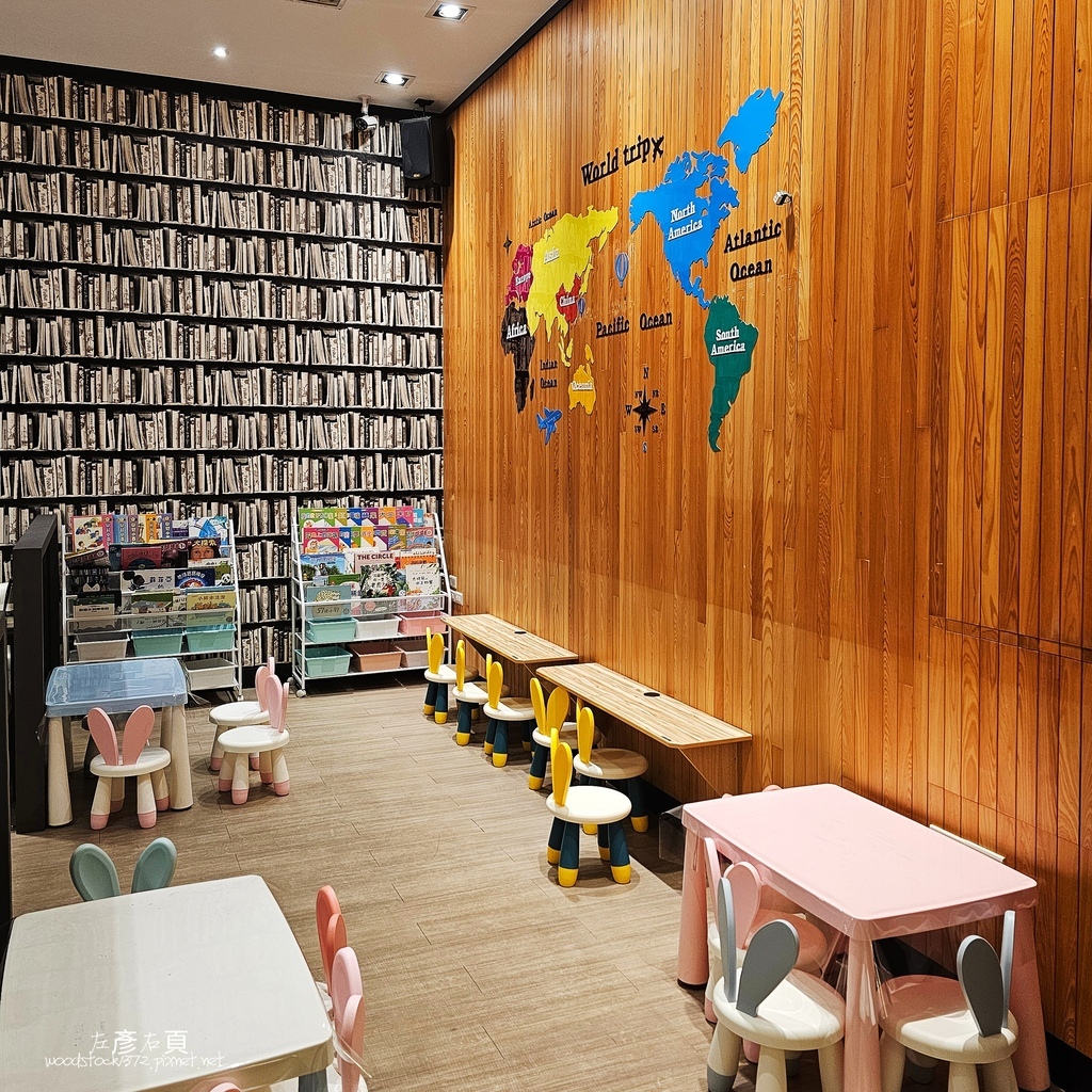 台南北區《異人館 育德店《 台南北區《異人館 育德店《