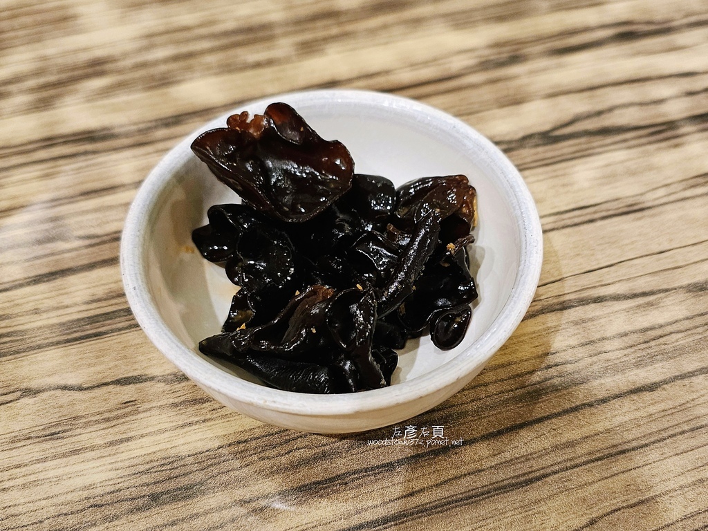 台南北區《異人館 育德店《 台南北區《異人館 育德店《