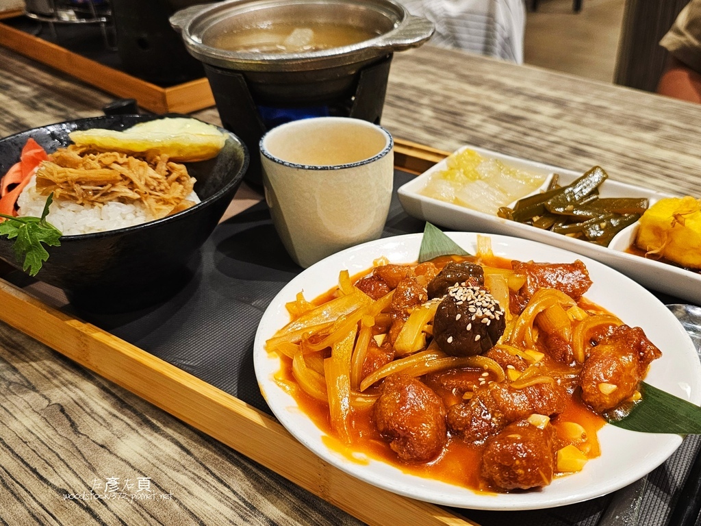 台南北區《異人館 育德店《 台南北區《異人館 育德店《