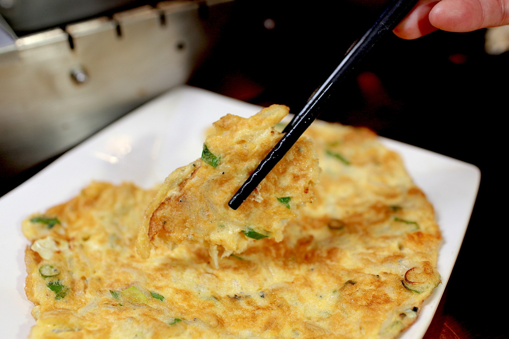 請上桌 戶外海景海鮮燒烤餐廳 請上桌 戶外海景海鮮燒烤餐廳