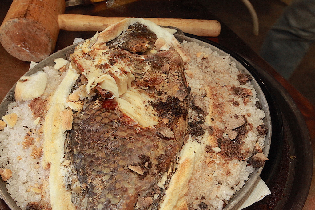 請上桌 戶外海景海鮮燒烤餐廳 請上桌 戶外海景海鮮燒烤餐廳