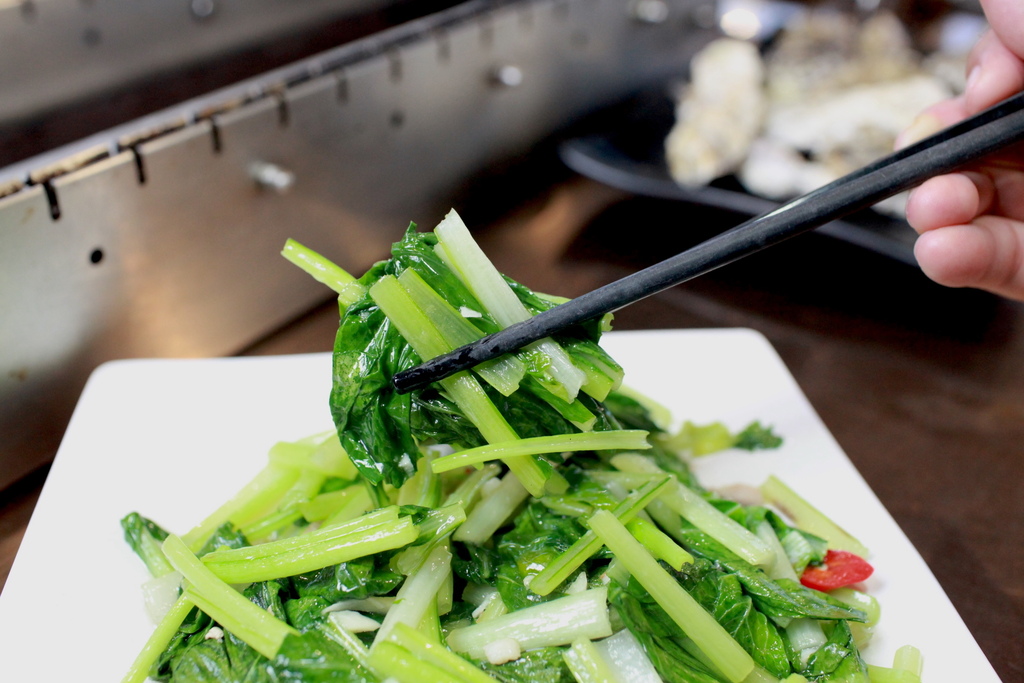 請上桌 戶外海景海鮮燒烤餐廳 請上桌 戶外海景海鮮燒烤餐廳