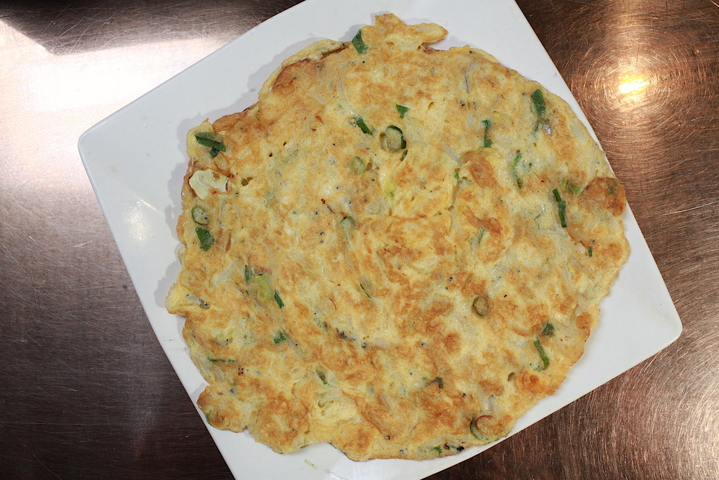 請上桌 戶外海景海鮮燒烤餐廳 請上桌 戶外海景海鮮燒烤餐廳