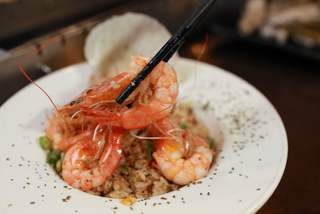 請上桌 戶外海景海鮮燒烤餐廳 請上桌 戶外海景海鮮燒烤餐廳