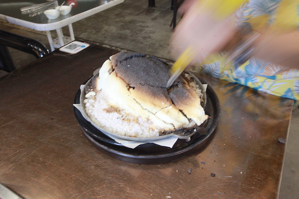 請上桌 戶外海景海鮮燒烤餐廳 請上桌 戶外海景海鮮燒烤餐廳