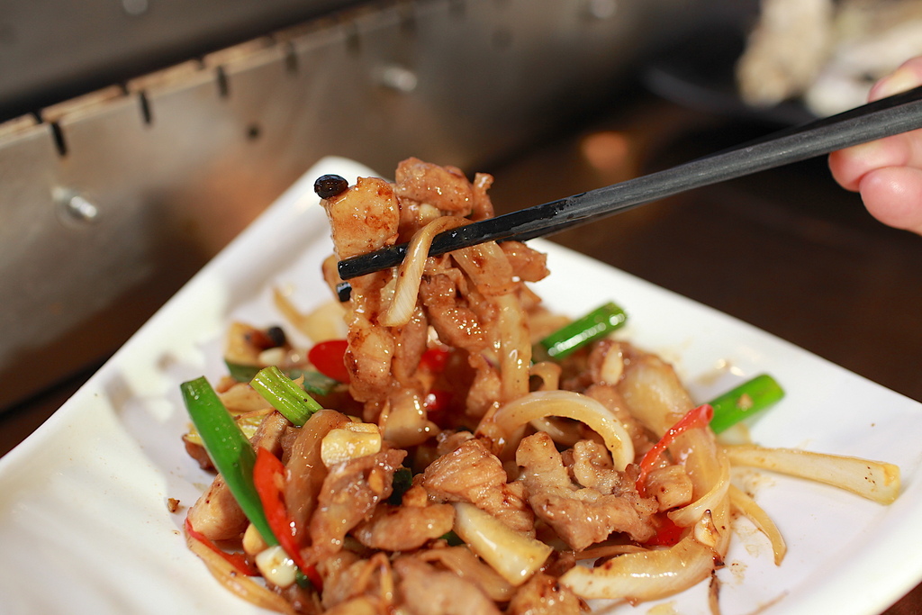 請上桌 戶外海景海鮮燒烤餐廳 請上桌 戶外海景海鮮燒烤餐廳