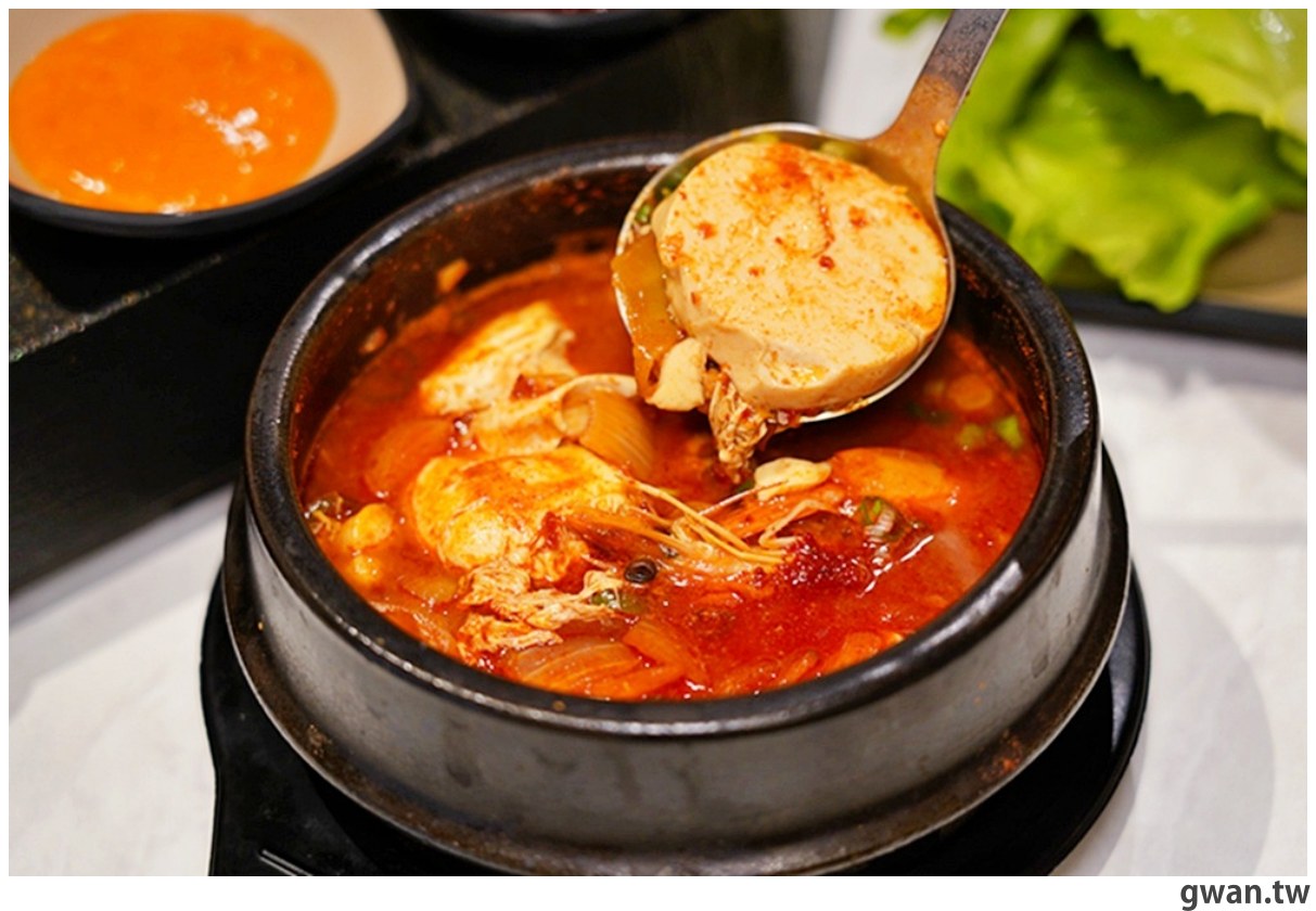 韓國人氣燒肉插旗台中,當月壽星搖獎有機會整桌免單!