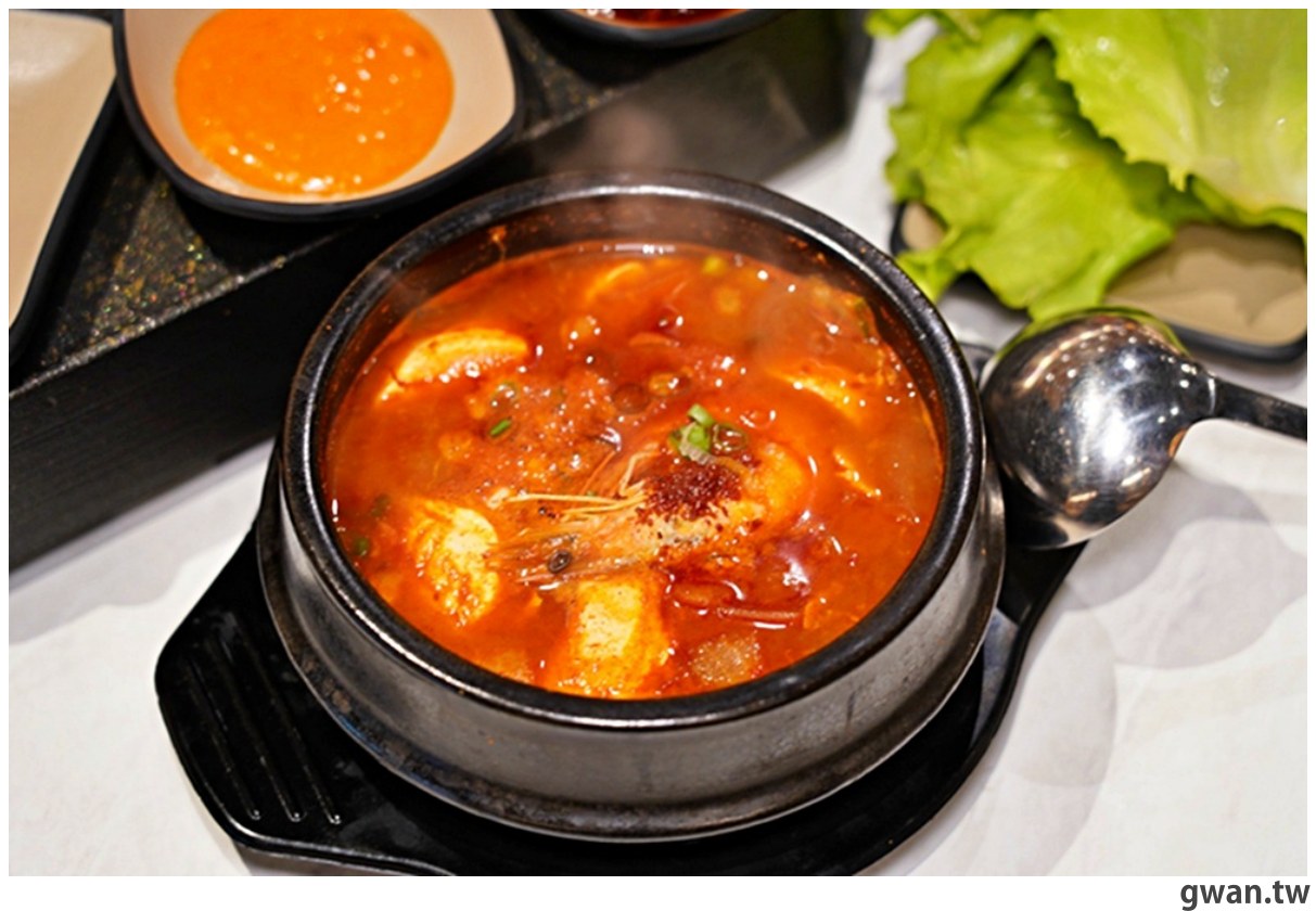 韓國人氣燒肉插旗台中,當月壽星搖獎有機會整桌免單!