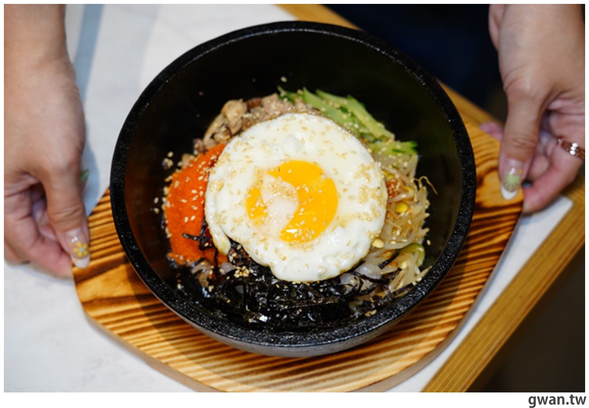 韓國人氣燒肉插旗台中,當月壽星搖獎有機會整桌免單!