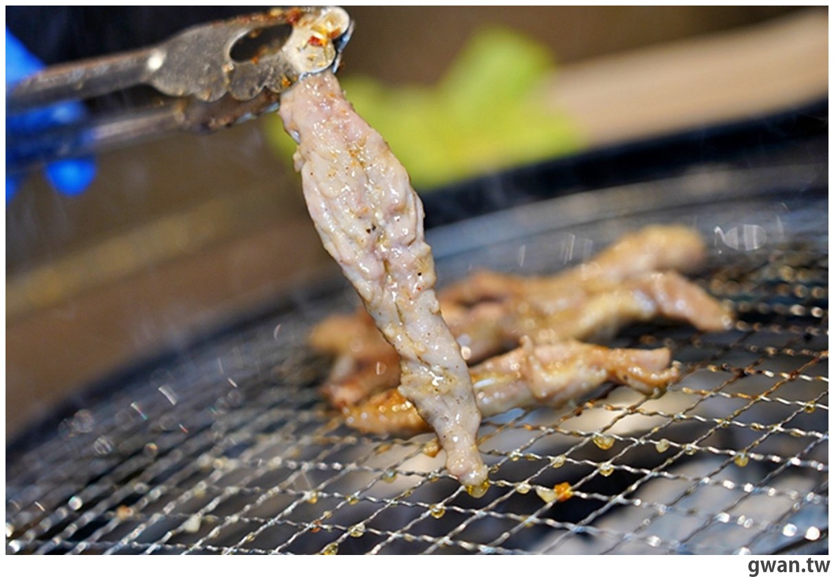 韓國人氣燒肉插旗台中,當月壽星搖獎有機會整桌免單!