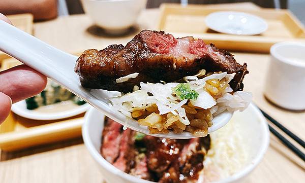 三峽美食燒肉丼飯【肉享家 Niku Bliss】充滿藝術及溢 三峽美食燒肉丼飯【肉享家 Niku Bliss】充滿藝術及溢