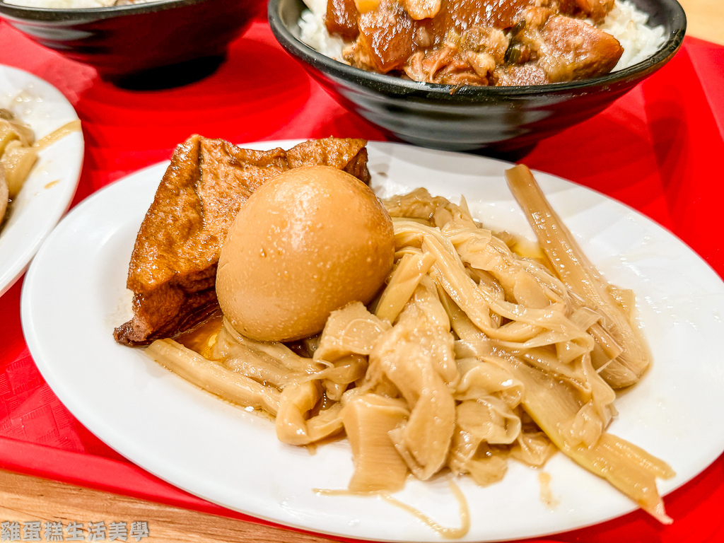 【新竹食記】盛紘號(竹科店) - 腿庫飯肥而不膩,使用自助點 【新竹食記】盛紘號(竹科店) - 腿庫飯肥而不膩,使用自助點