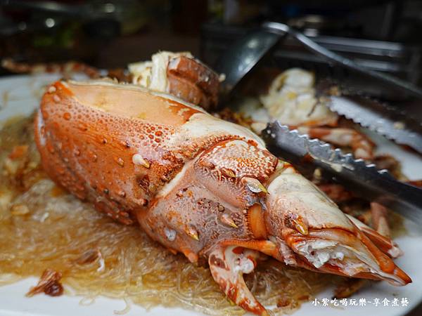 清蒸彩色龍蝦蒜茸粉絲-古早味海鮮館 (1).jpg 清蒸彩色龍蝦蒜茸粉絲-古早味海鮮館 (1).jpg