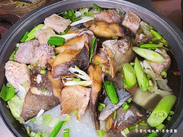 白鯧芋頭米粉湯-古早味海鮮館 (2).jpg 白鯧芋頭米粉湯-古早味海鮮館 (2).jpg