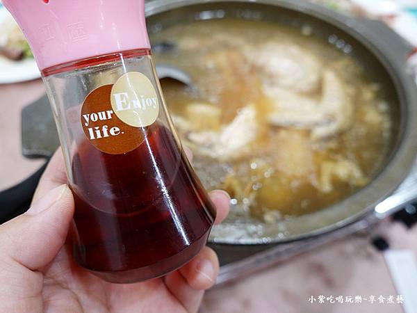 魚翅雞湯-古早味海鮮館 (1).jpg 魚翅雞湯-古早味海鮮館 (1).jpg