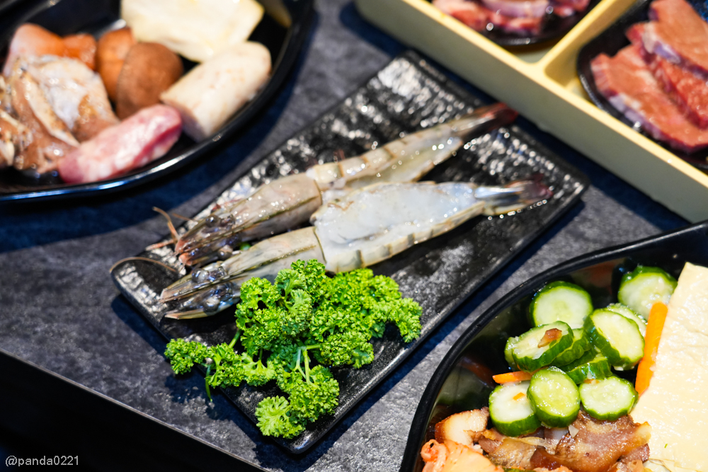 桃園中壢|崎森燒肉吃到飽.牛豬雞隨你烤,還有壽喜燒、咖哩飯、冰品飲料吃到飽只要460元起!