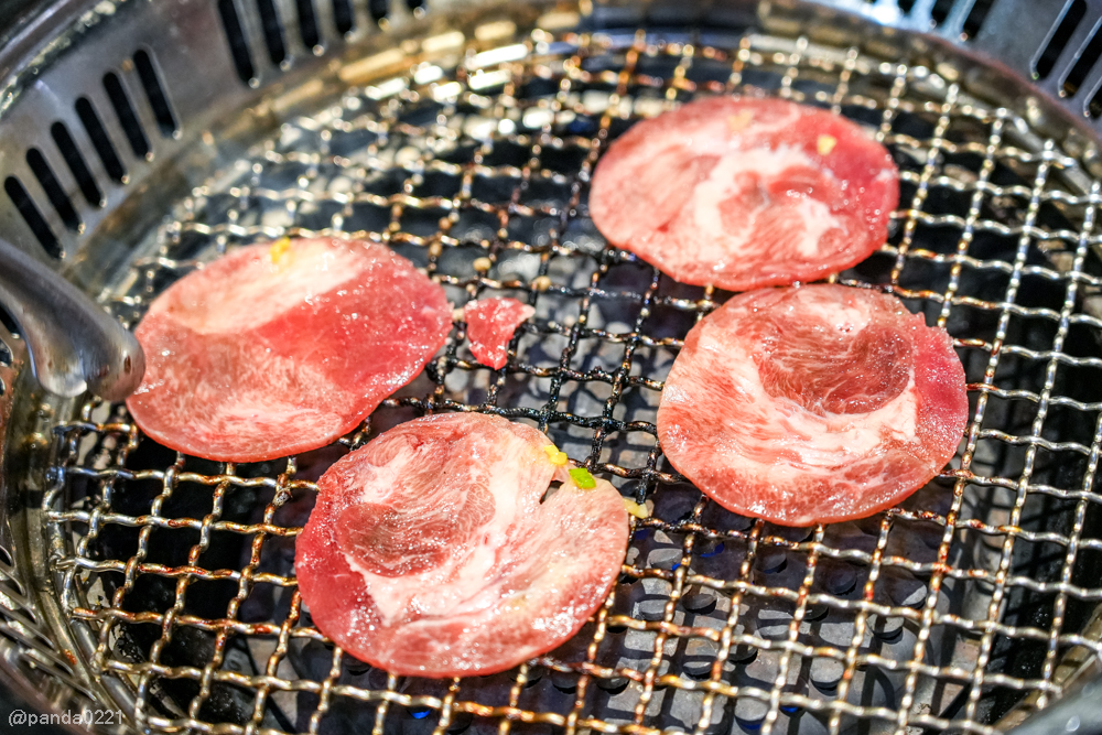 桃園中壢|崎森燒肉吃到飽.牛豬雞隨你烤,還有壽喜燒、咖哩飯、冰品飲料吃到飽只要460元起!