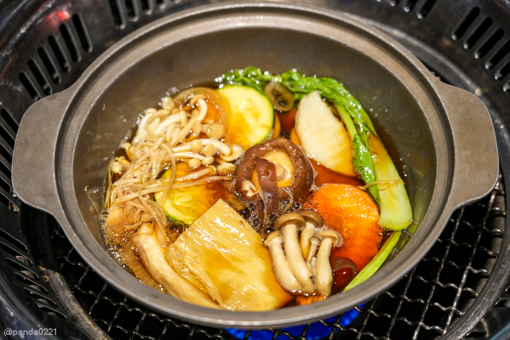 桃園中壢|崎森燒肉吃到飽.牛豬雞隨你烤,還有壽喜燒、咖哩飯、冰品飲料吃到飽只要460元起!